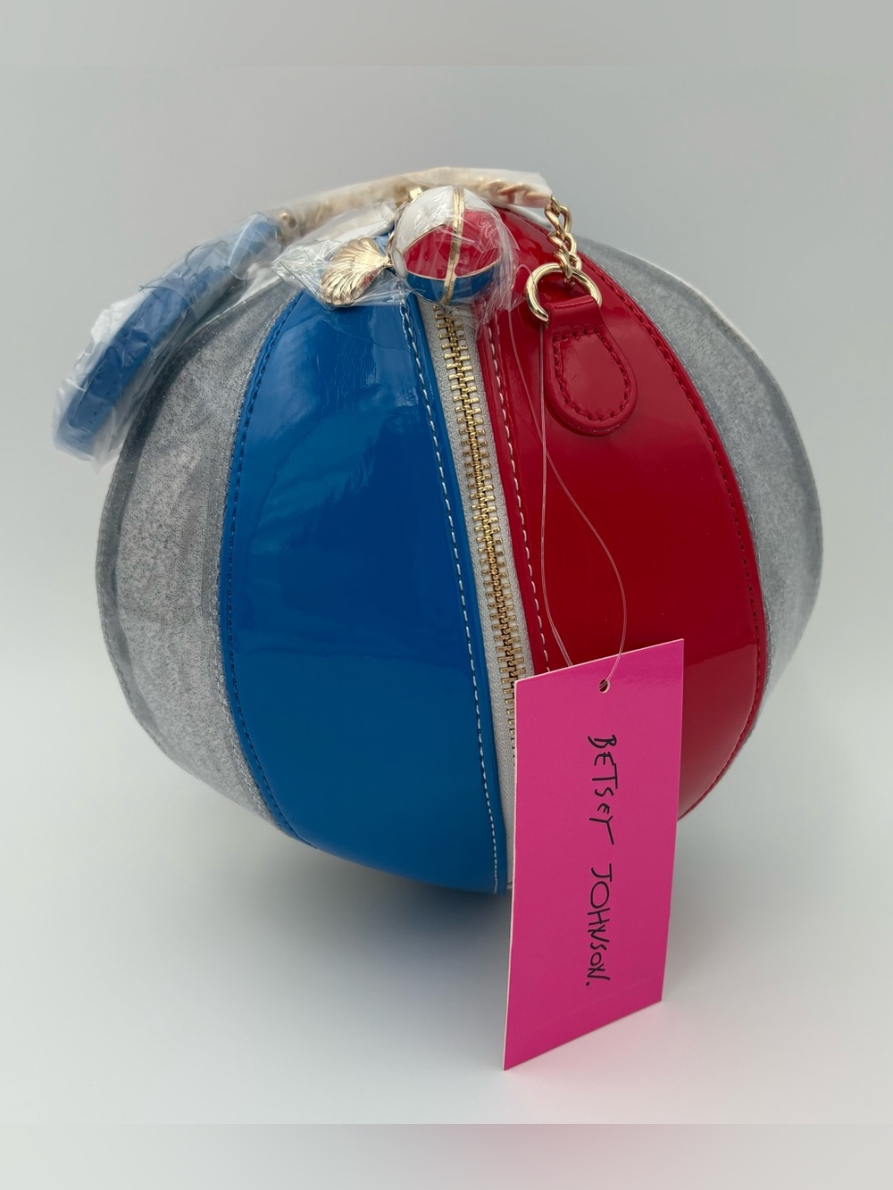 Betsey Johnson Havin A Ball Beach Ball Crossbody Purse NWT Summer 🏖️🇺🇸 - Picture 11 of 11